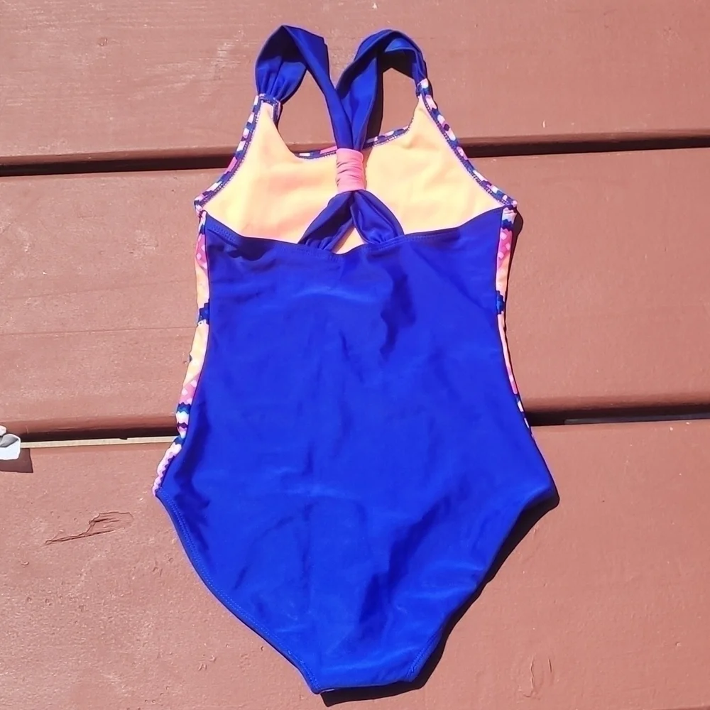 𝅺Cat & Jack one piece bathing suit- blue/ coral medium